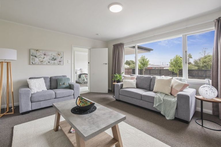 Photo of property in 107 Kippenberger Avenue, Rangiora, 7400