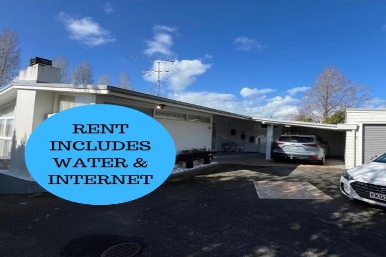 Photo of property in 1/44 Deuxberry Avenue, Northcote, Auckland, 0627