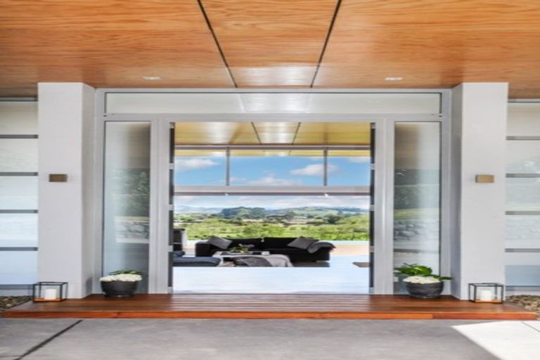 Photo of property in 525 Clevedon Kawakawa Road, Clevedon, 2585