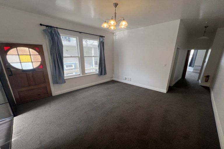 Photo of property in 63b Pirie Street, Mount Victoria, Wellington, 6011