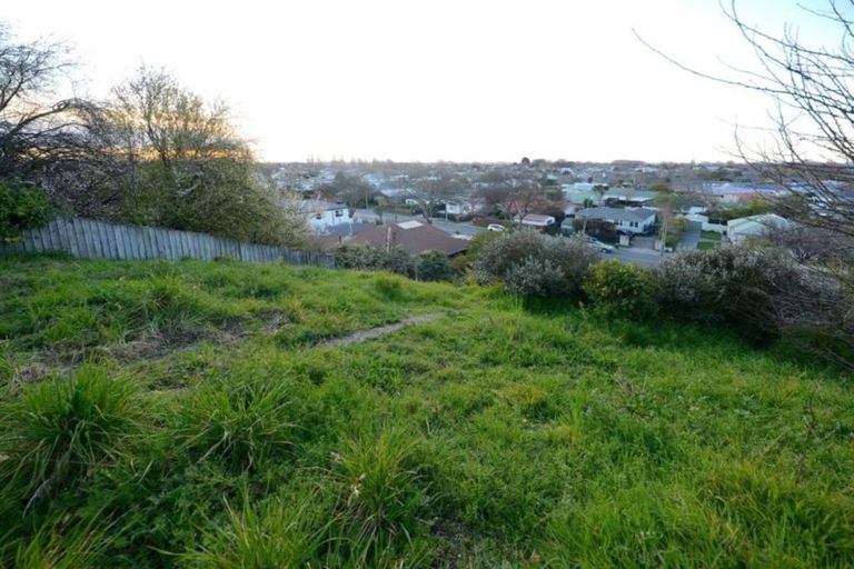 Photo of property in 200 Centaurus Road, Saint Martins, Christchurch, 8022