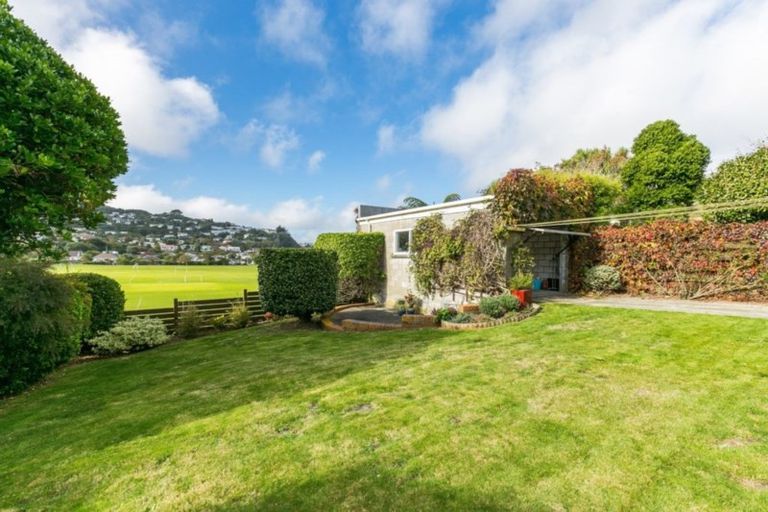 Photo of property in 18 Khouri Avenue, Karori, Wellington, 6012