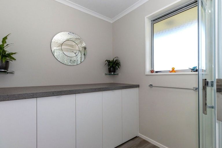 Photo of property in 16 Fergusson Street, Geraldine, 7930