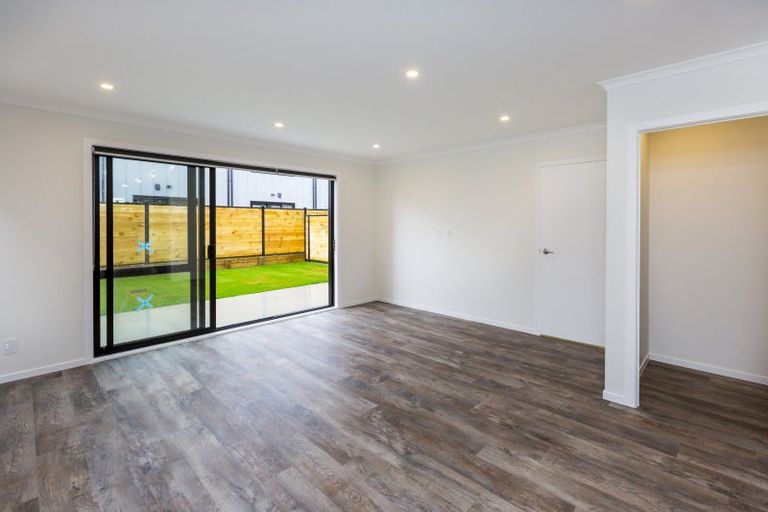 Photo of property in 9 Betty Boyes Street, Wallaceville, Upper Hutt, 5018