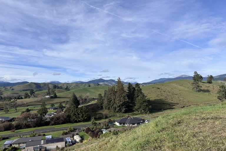 Photo of property in 15 Fellbridge Rise, Wakefield, 7025