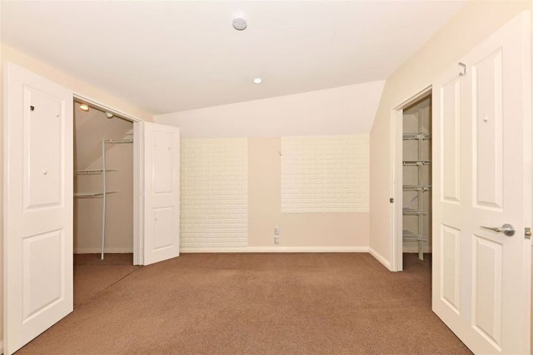 Photo of property in 8d Broadbent Street, Riccarton, Christchurch, 8041