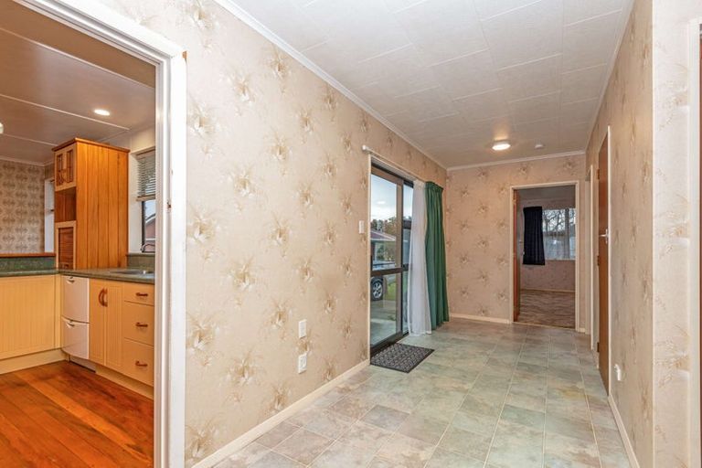 Photo of property in 28 Ormond Street, Woodville, 4920