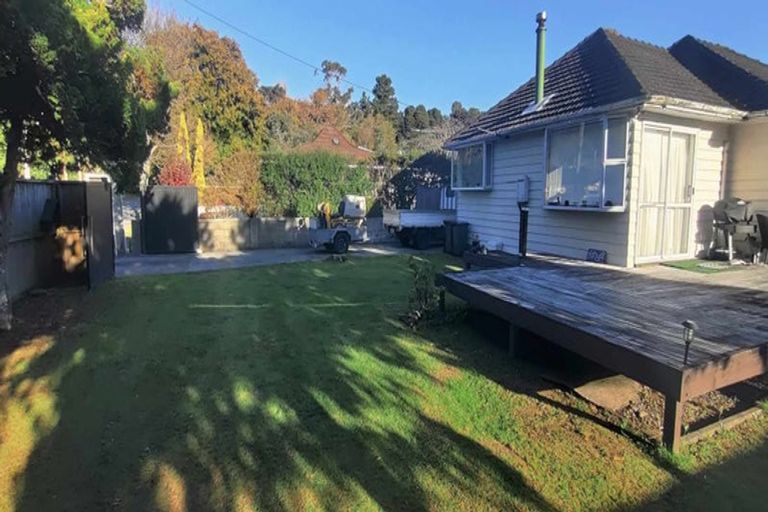 Photo of property in 52 Heretaunga Square, Silverstream, Upper Hutt, 5019