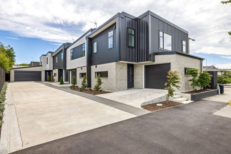 Photo of property in 1/153 Springfield Road, St Albans, Christchurch, 8014