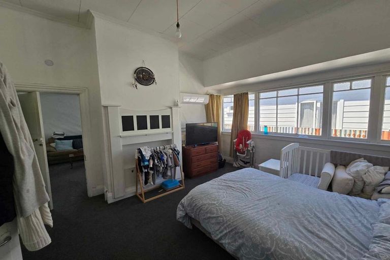 Photo of property in 8 Central Terrace, Alicetown, Lower Hutt, 5010