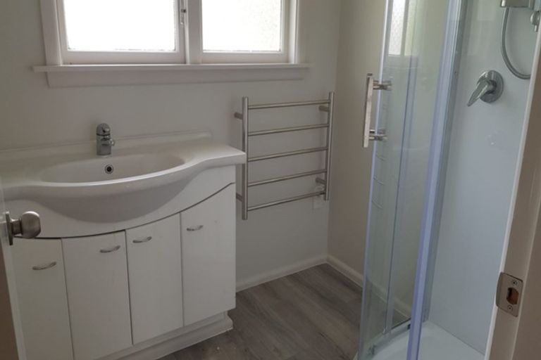 Photo of property in 1/3 Westmont Street, Ilam, Christchurch, 8041