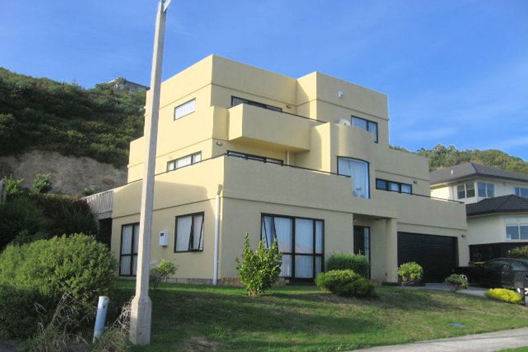 Photo of property in 135 Eskdale Road, Papakowhai, Porirua, 5024