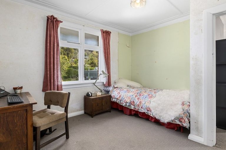 Photo of property in 17 Saint Leonards Drive, Saint Leonards, Dunedin, 9022