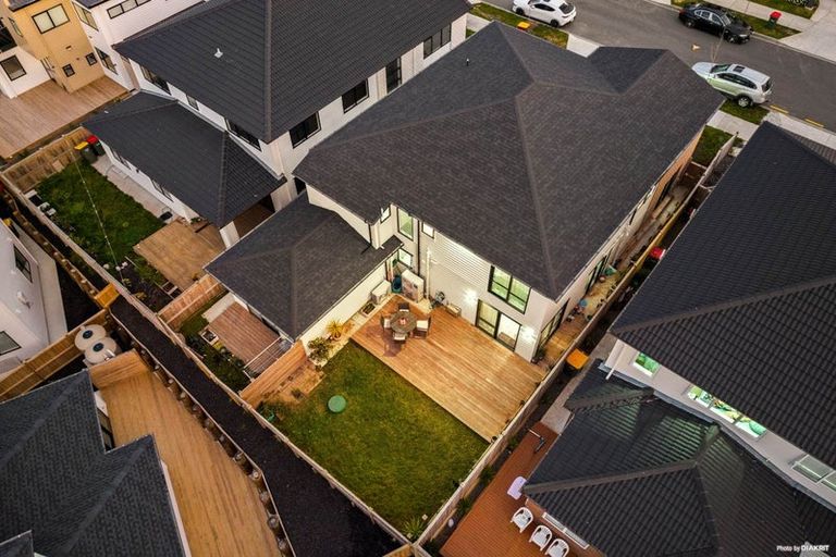 Photo of property in 98 Tir Conaill Avenue, Flat Bush, Auckland, 2019