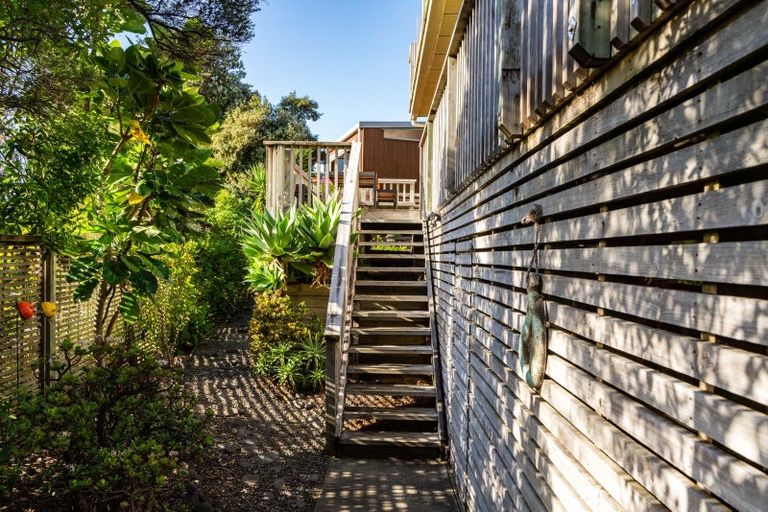 Photo of property in 16 Greenview Drive, Mangawhai Heads, Mangawhai, 0505