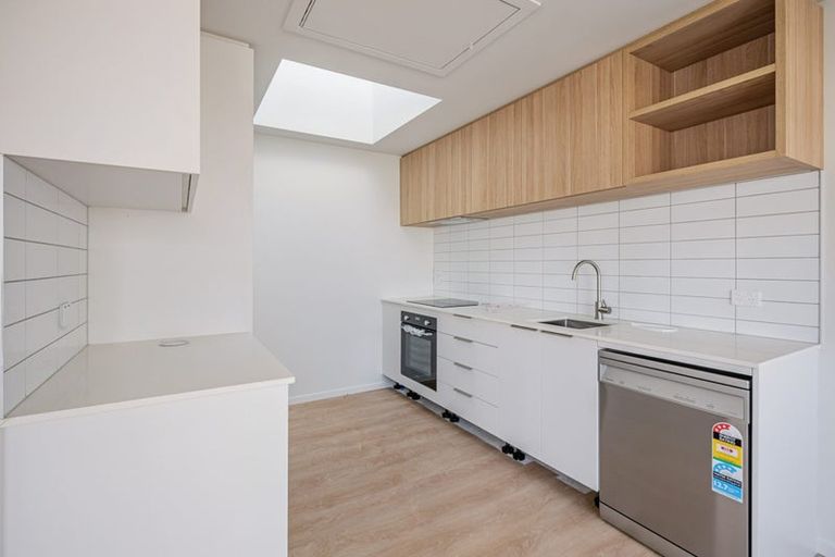 Photo of property in 1058 High Street, Avalon, Lower Hutt, 5011