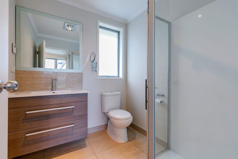 Photo of property in 15 Karika Place, Massey, Auckland, 0614