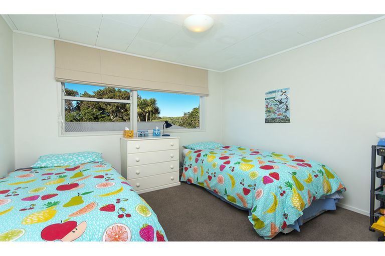 Photo of property in 2146 Awhitu Road, Pollok, Waiuku, 2684
