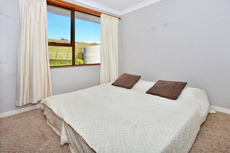 Photo of property in 1746 East Coast Road, Stillwater, Silverdale, 0794