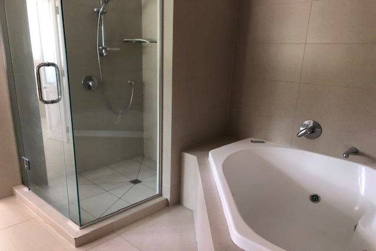 Photo of property in 36 Rewi Street, Torbay, Auckland, 0630