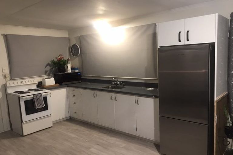 Photo of property in 1/23 Lee Street, Blenheim, 7201