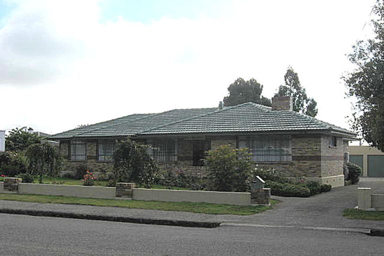 Photo of property in 2 Mill Road, Waimate, 7924