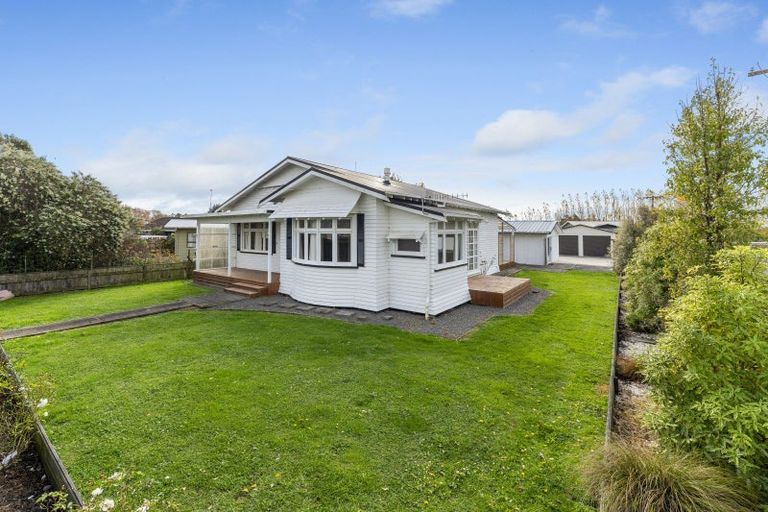 Photo of property in 2 Fagan Street, Sanson, 4817