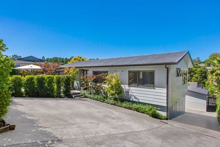 Photo of property in 38 Vandeleur Avenue, Birkdale, Auckland, 0626