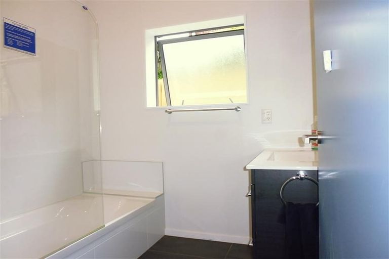 Photo of property in 189 Townsend Road, Miramar, Wellington, 6022