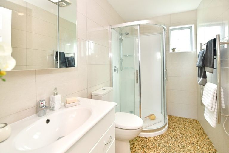 Photo of property in 9 Wiriana Place, Stanmore Bay, Whangaparaoa, 0932