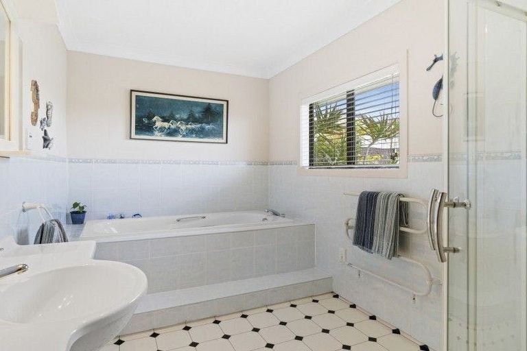 Photo of property in 28b Western Road, Bellevue, Tauranga, 3110