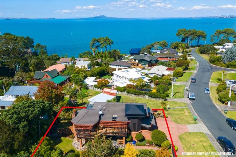 Photo of property in 8 Tui Street, Torbay, Auckland, 0630