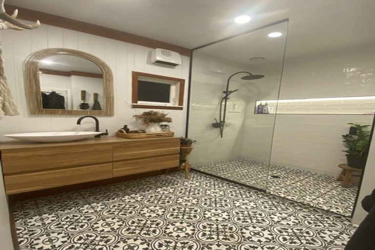 Photo of property in 103 Murdoch Road East, Akina, Hastings, 4122