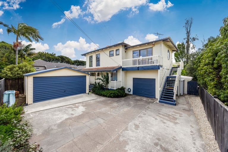 Photo of property in 11a Kerswill Place, Pakuranga, Auckland, 2010