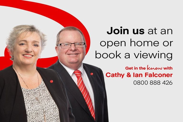 Photo of property in 2/24 Woodbury Street, Avonhead, Christchurch, 8042