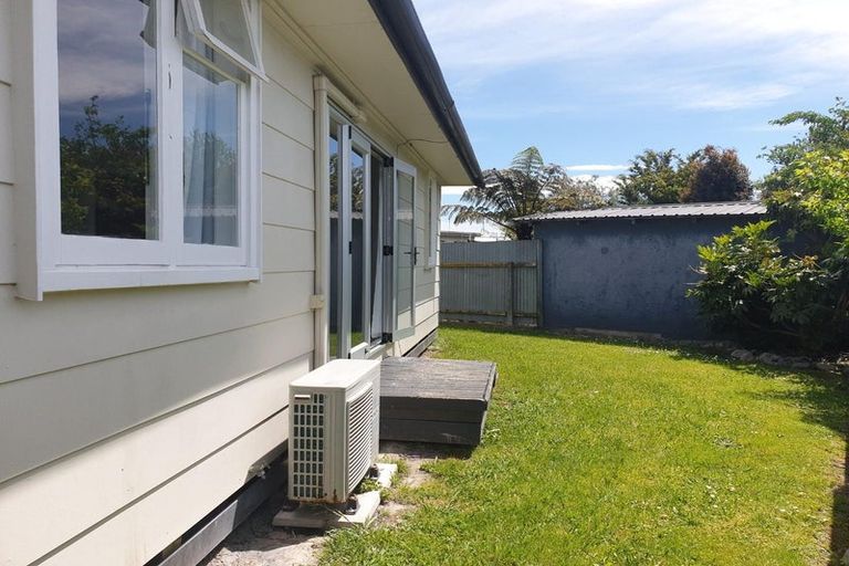 Photo of property in 218 Mayfair Avenue, Mayfair, Hastings, 4122