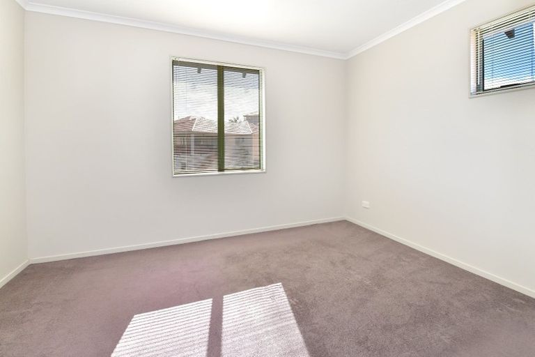 Photo of property in 61 Clea View, Gulf Harbour, Whangaparaoa, 0930