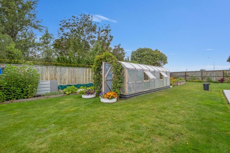 Photo of property in 23 Merino Crescent, Amberley, 7410