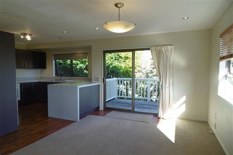 Photo of property in 1/18 Rothesay Bay Road, Rothesay Bay, Auckland, 0630