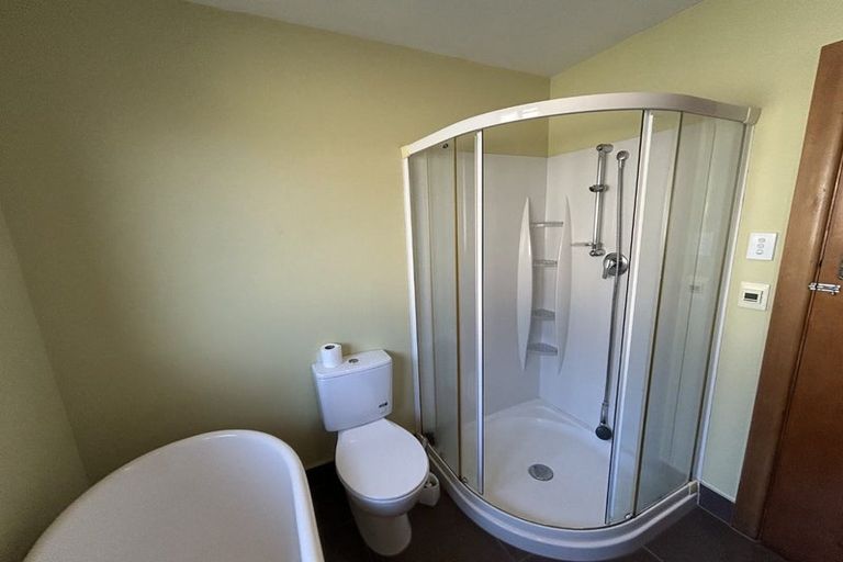 Photo of property in 37 Worthy Street, Ilam, Christchurch, 8041