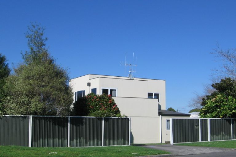 Photo of property in 2 Roys Road, Parkvale, Tauranga, 3112