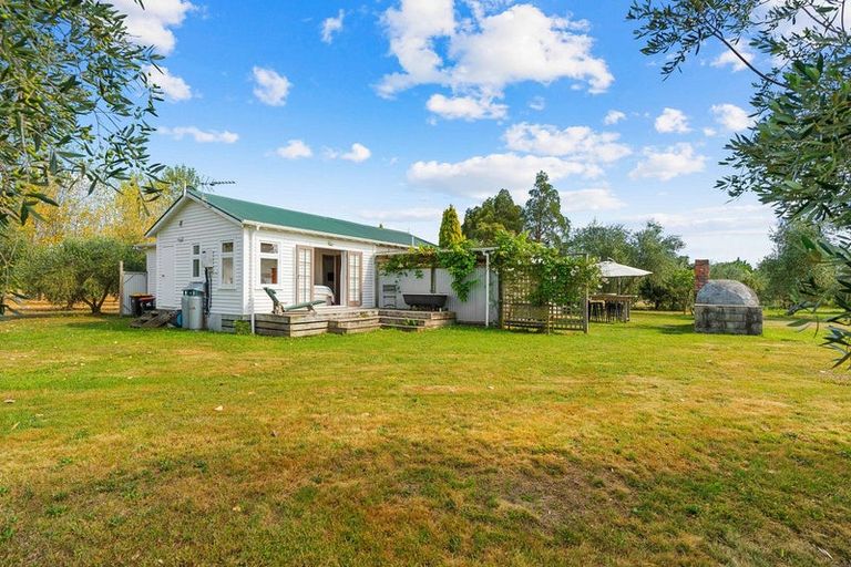 Photo of property in 7 Hawkins Drive, Martinborough, 5711