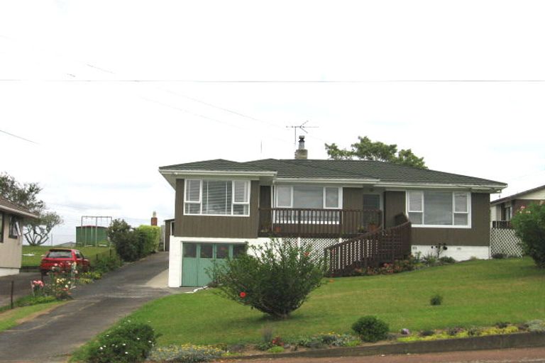 Photo of property in 3 Maioro Street, New Windsor, Auckland, 0600