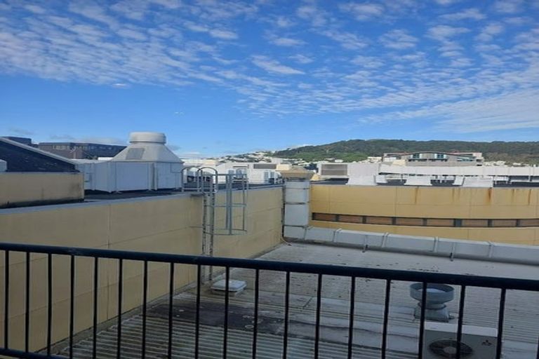 Photo of property in Courtenay Apartments, 501/120 Courtenay Place, Te Aro, Wellington, 6011