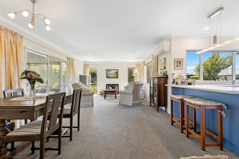 Photo of property in 6 Ludlow Lane, Rangiora, 7400