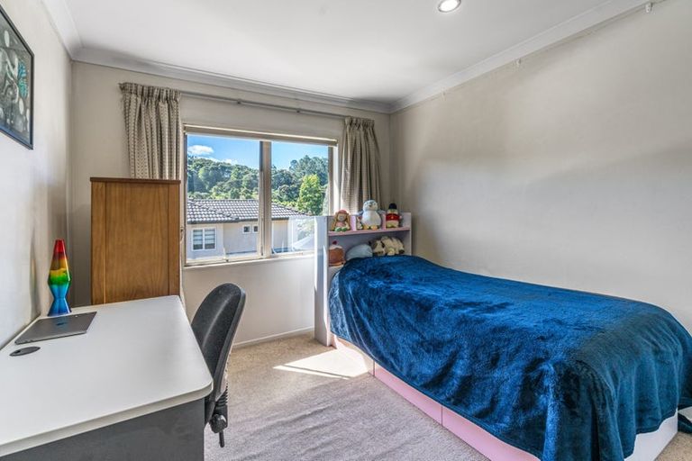 Photo of property in 117a Glendhu Road, Bayview, Auckland, 0629
