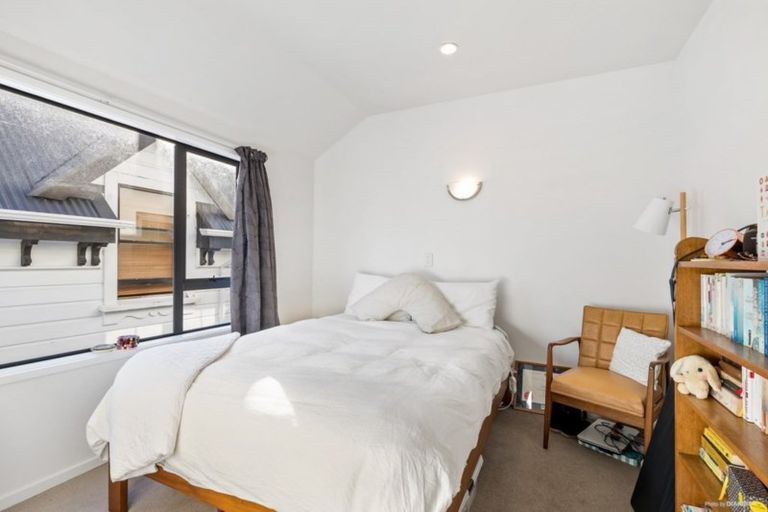 Photo of property in 1/142 Ghuznee Street, Te Aro, Wellington, 6011
