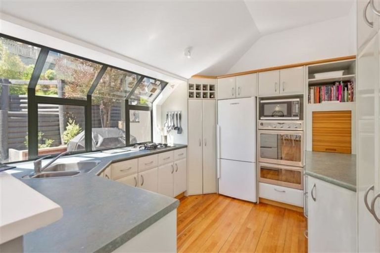 Photo of property in 22 Lucknow Place, Cashmere, Christchurch, 8022