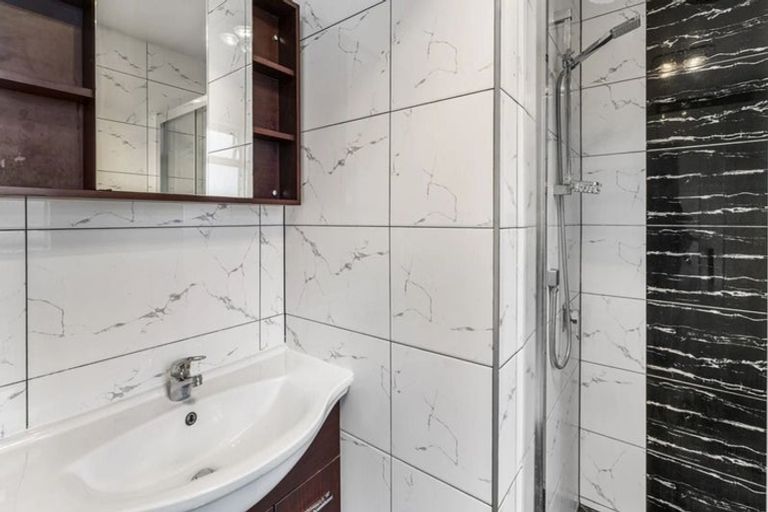 Photo of property in 169 Russell Road, Manurewa, Auckland, 2102