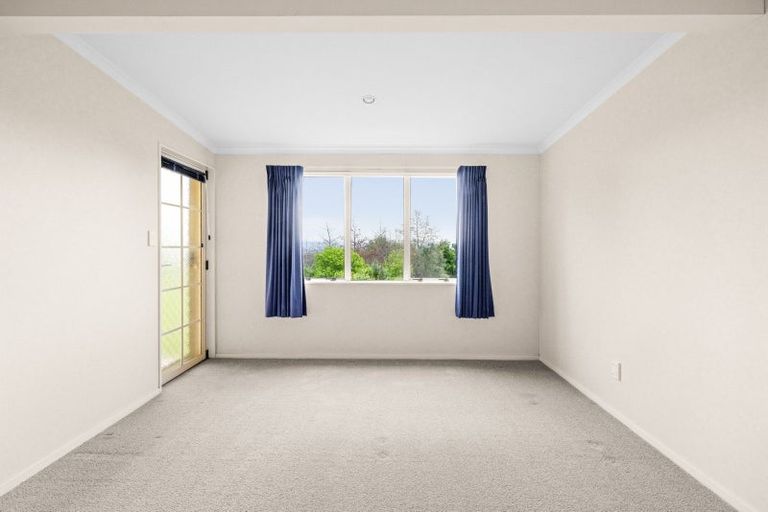 Photo of property in 122 Kopanga Heights Lane, Havelock North, 4130